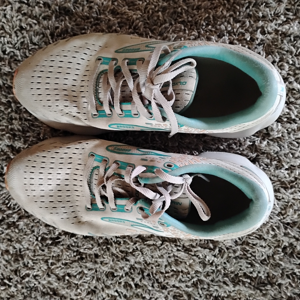 Womens White and Teal Athletic Shoes